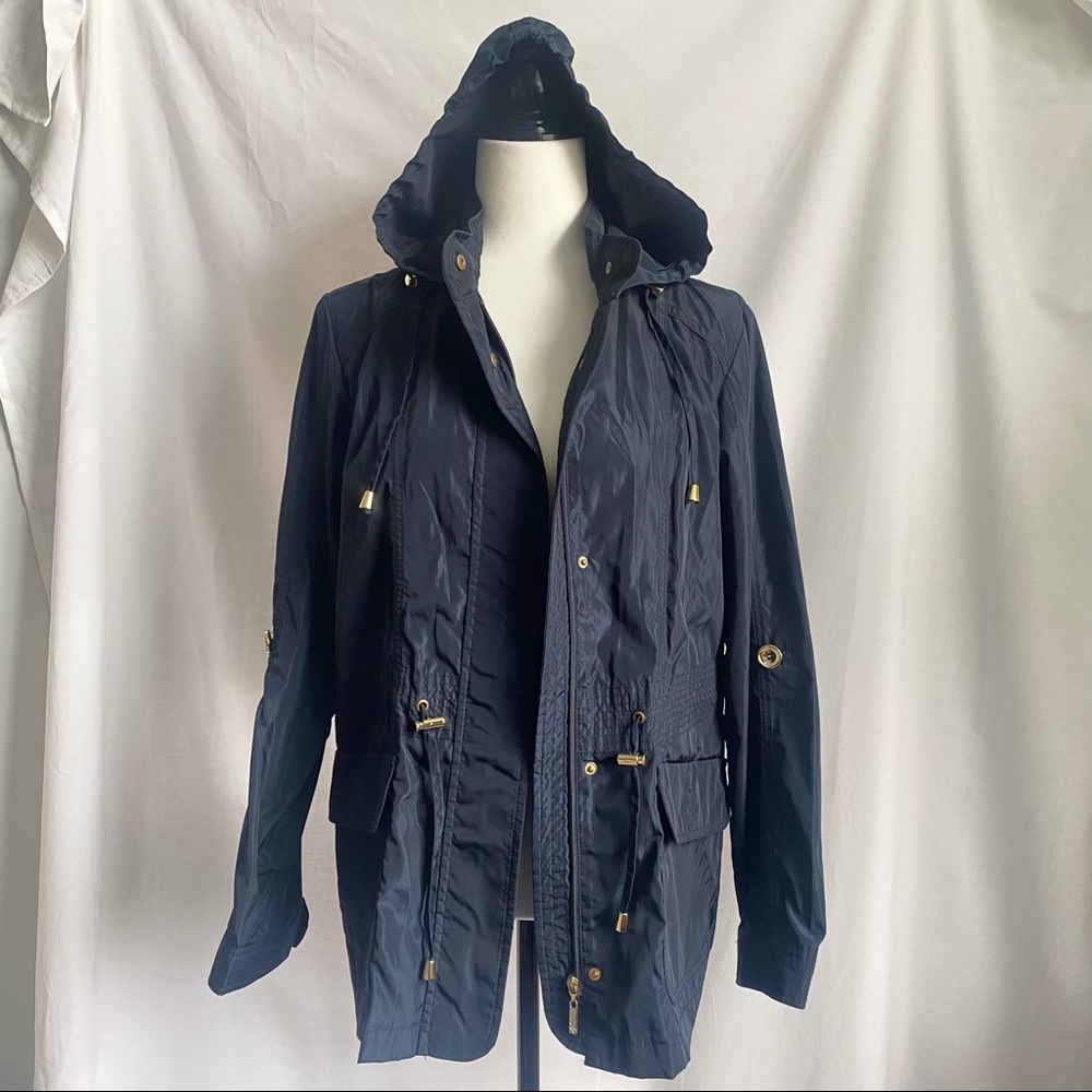 Weatherproof Water-Resistant Light Weight Jacket